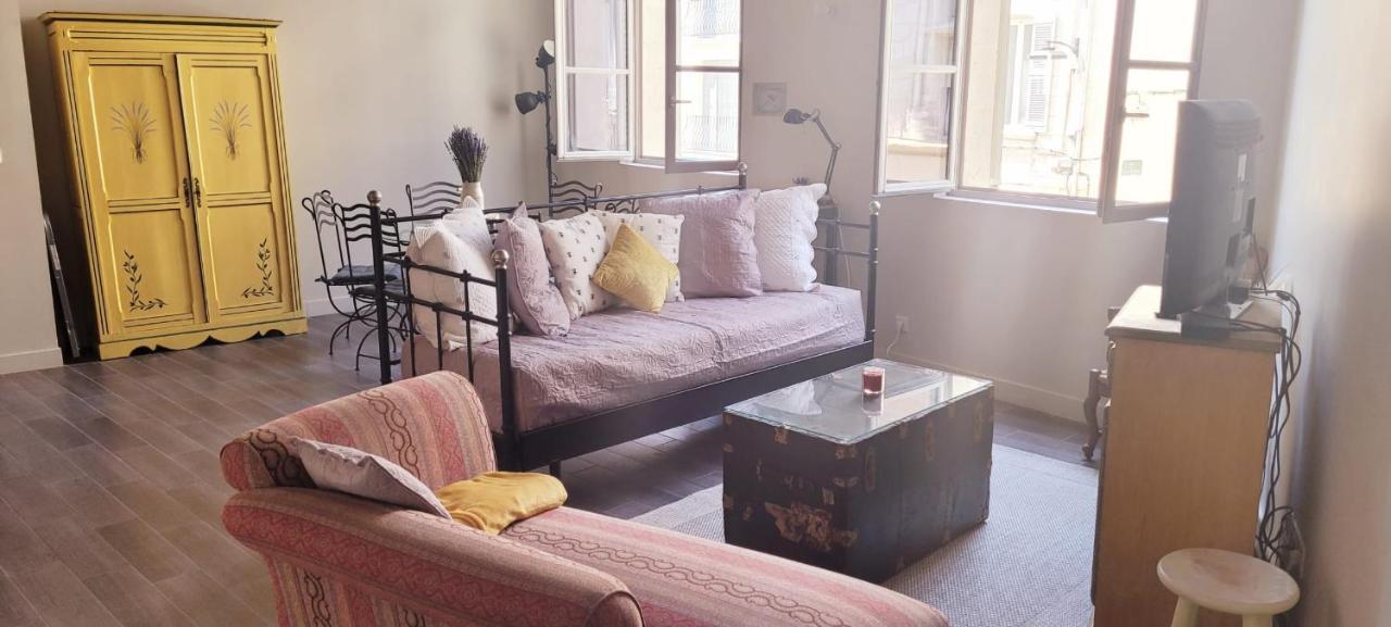 Appartamento La Doucette Provencale Cozy Nest In Avignone Esterno foto